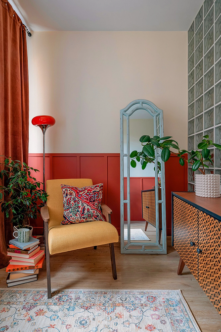 Ретро інтер'єр: поєднання вінтажних меблів та сучасного дизайну в одній кімнаті.