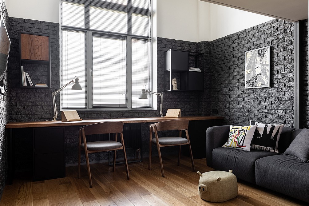 Сучасна дерев'яна стільниця: захист лаком для кухонних поверхонь