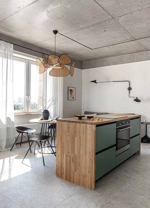 Дерев'яна стільниця з інтегрованою раковиною: сучасне та практичне рішення