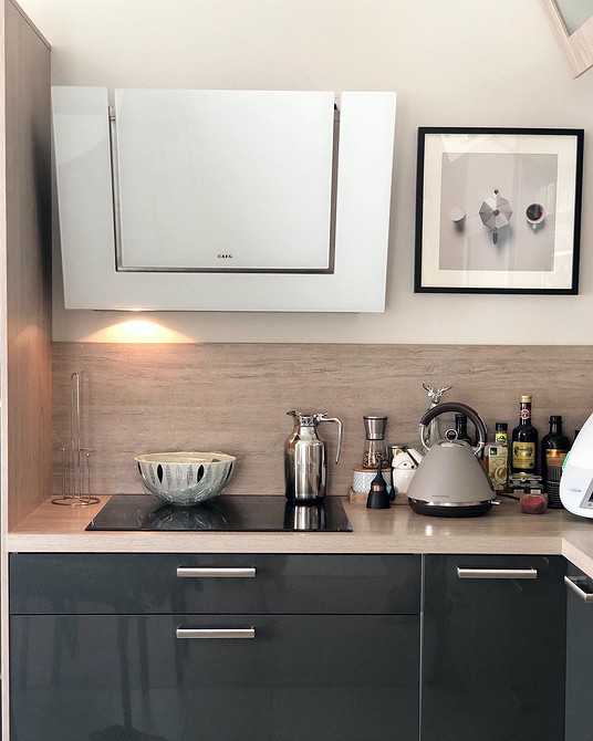 Вибір відтінку дубової стільниці для кухні: як створити гармонійний інтер'єр.