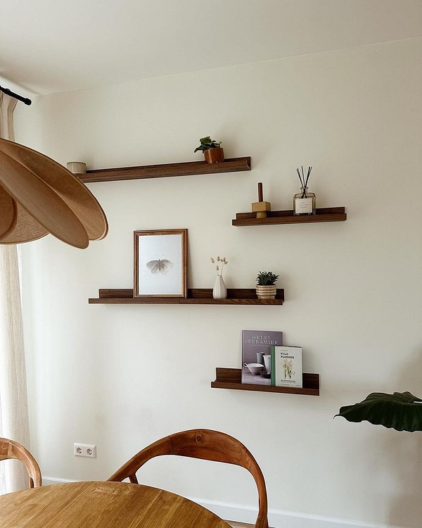 Декор полиць: оригінальні ідеї кріплення для стильного оформлення інтер'єру з полицями.