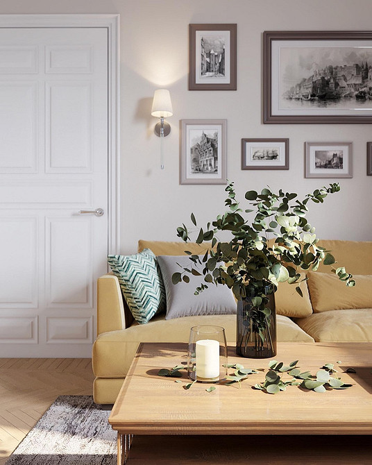 Жовтий диван в інтер'єрі вітальні з килимом та декоративними подушками, дизайн інтер'єру