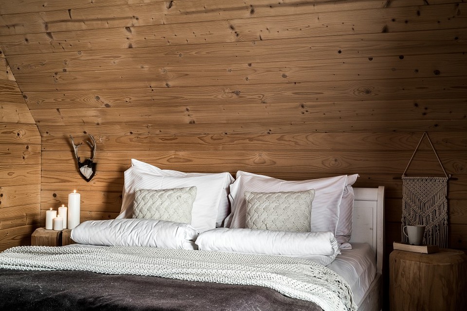 Зони відпочинку, посадка овочів, сад: вісім важливих справ на дачі у травні 2026.