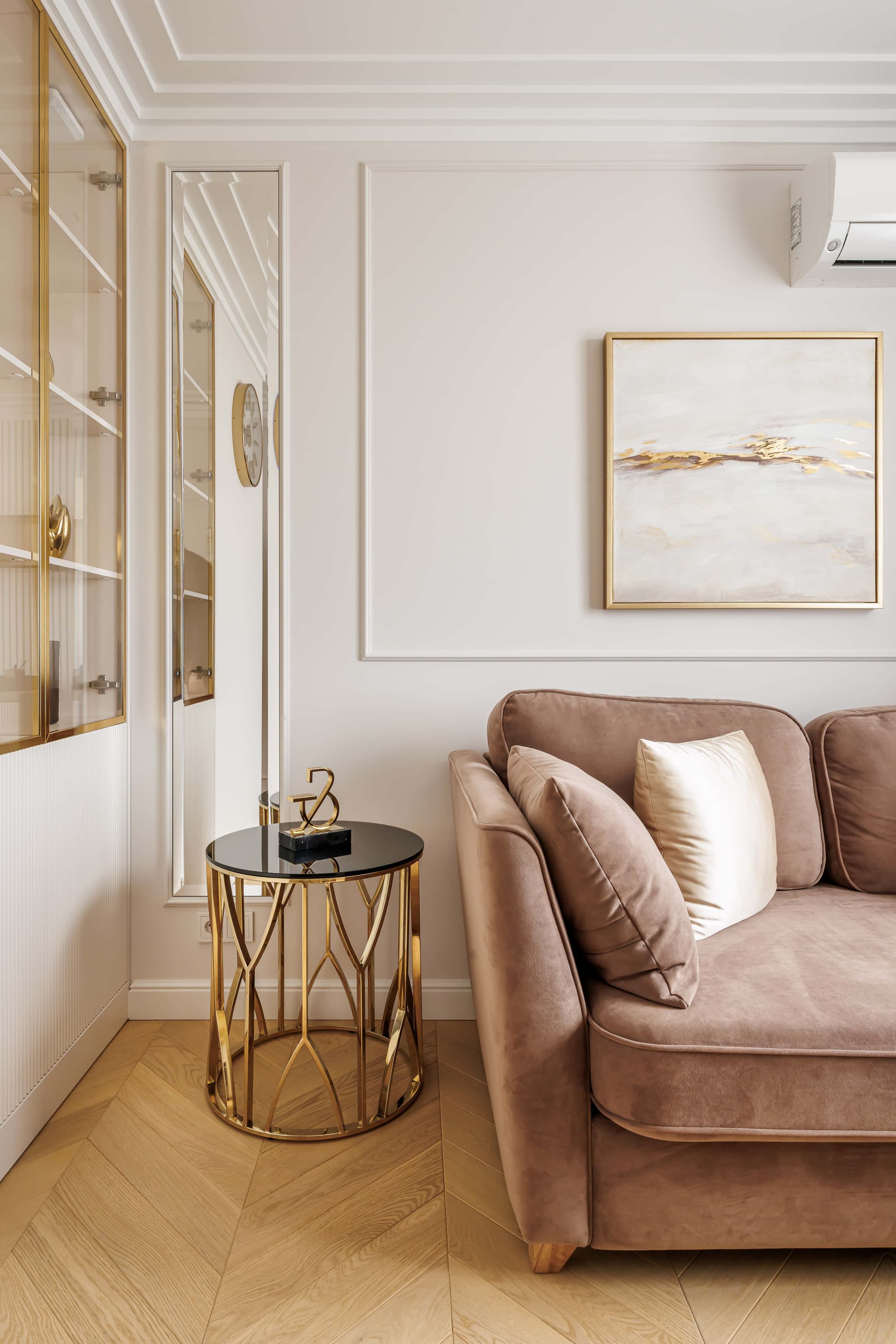 Розкішний дизайн інтер'єру преміум класу: елегантна вітальня в неокласичному стилі 2026