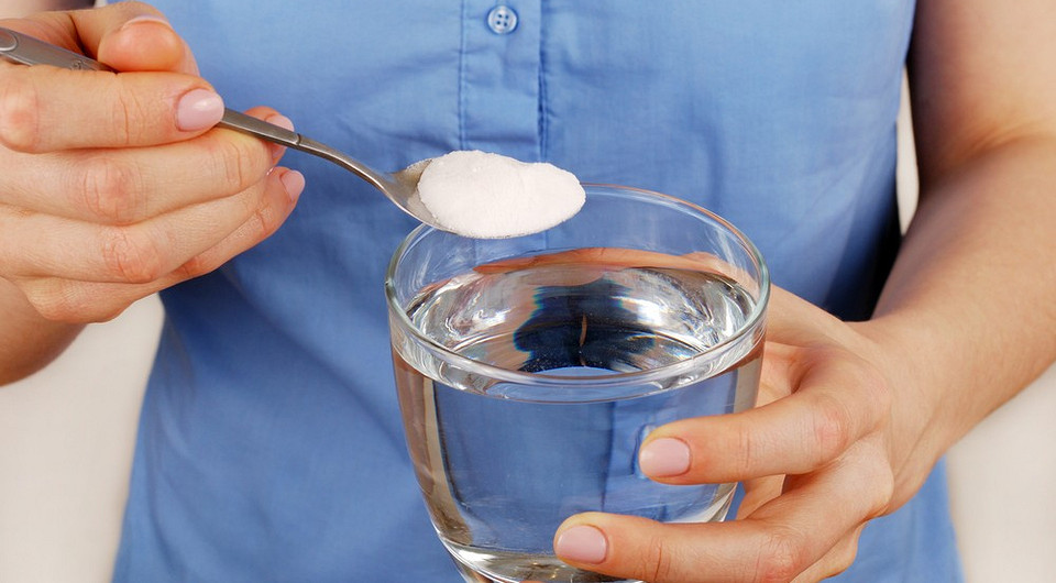 Янтарна кислота для саду та городу: сім варіантів застосування для захисту рослин у 2026 році