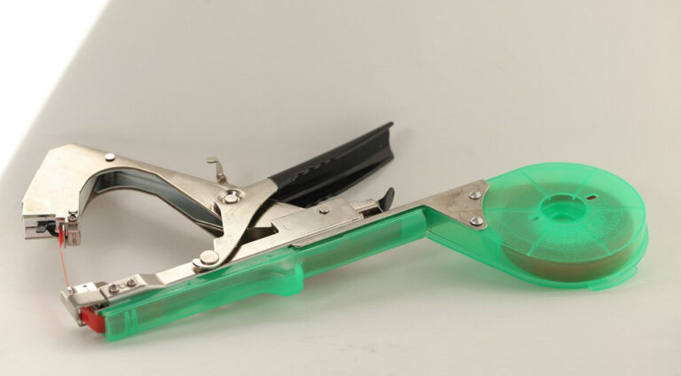 Садовий степлер: як полегшити підвязування рослин у 2026 році. — Садовий степлер для підв'язування рослин