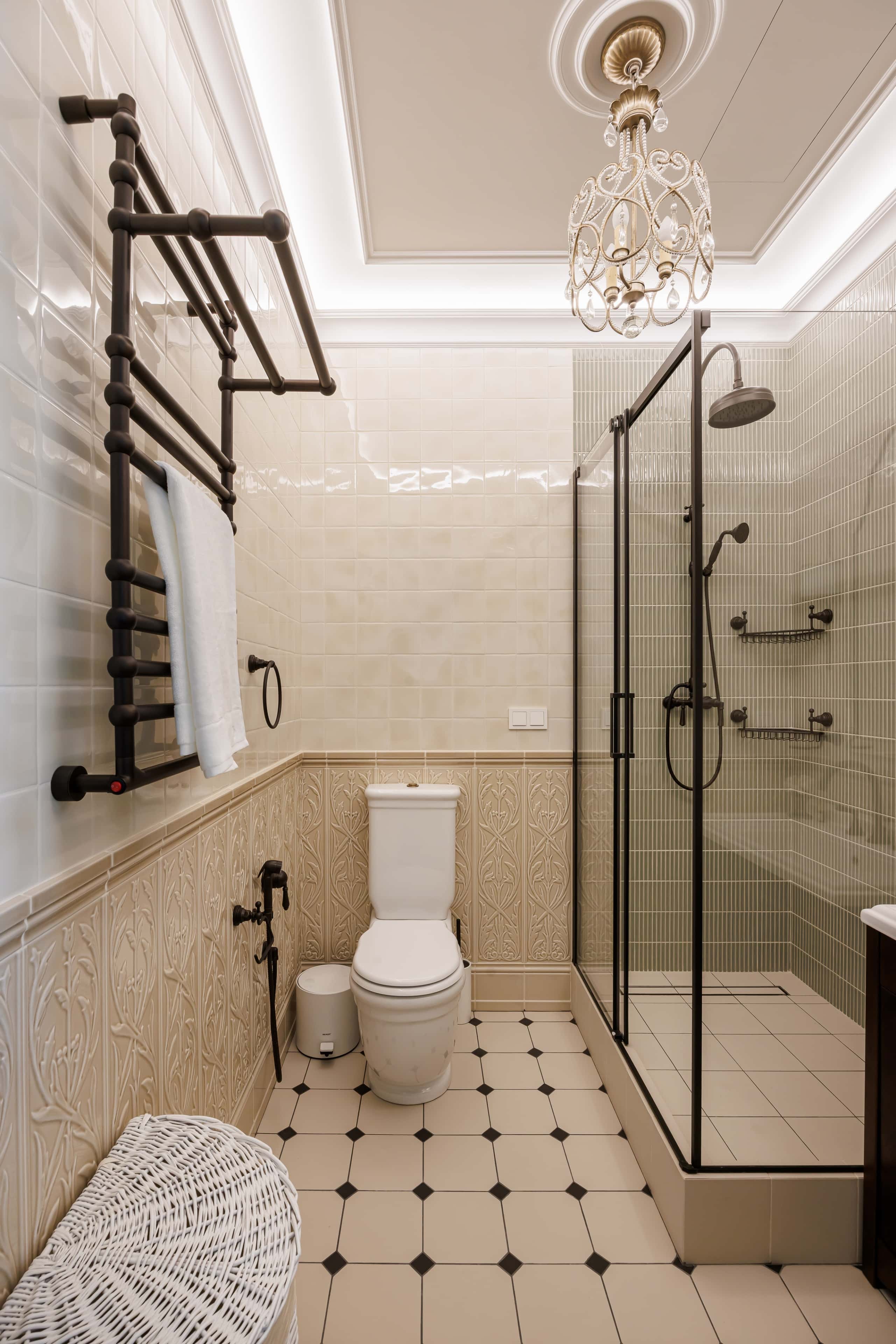 Дизайн інтер'єру кухні в американському класичному стилі: функціональність та естетика.