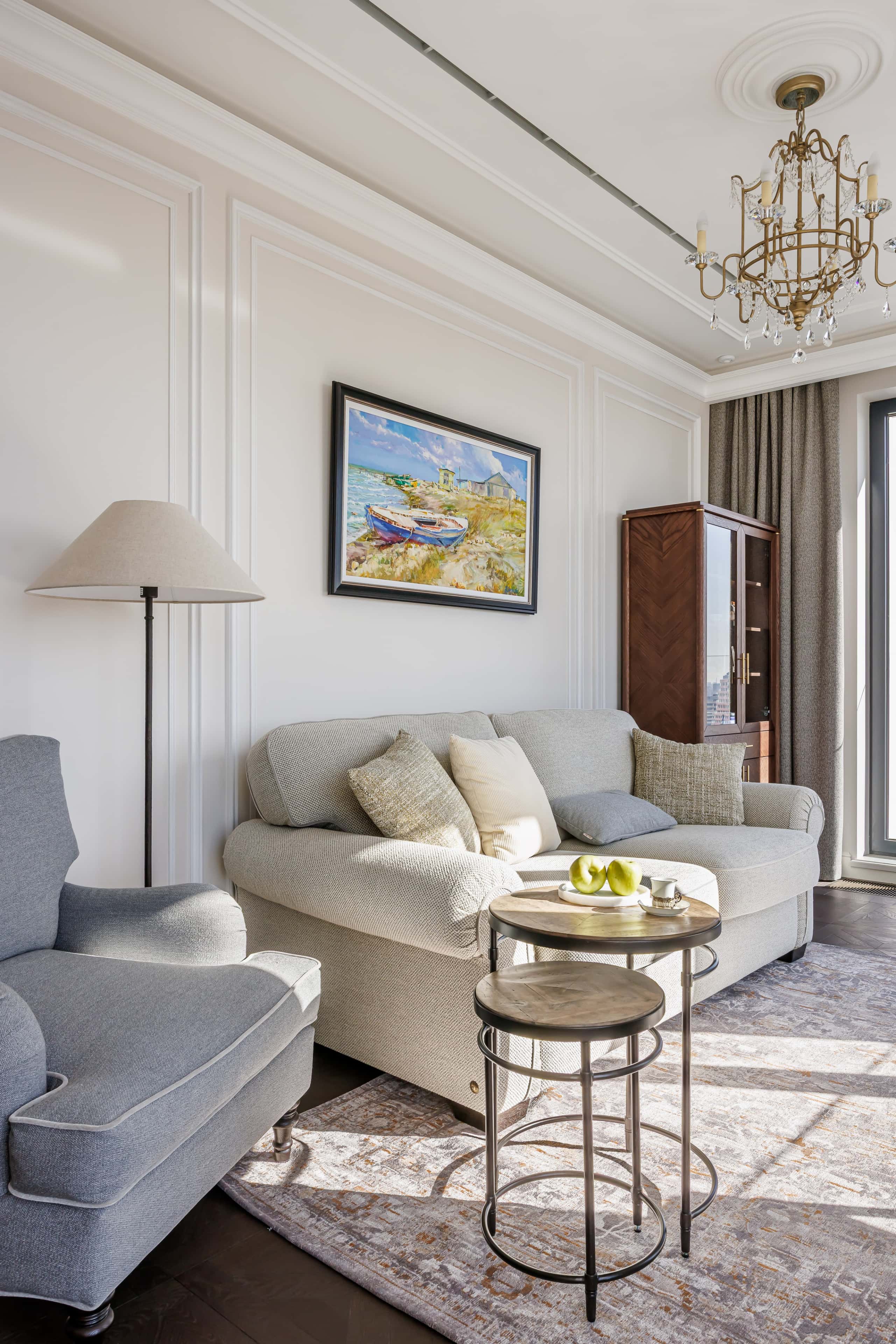 Реалізований проєкт: дизайн квартири 2026 з елементами арт-деко та золотими деталями.