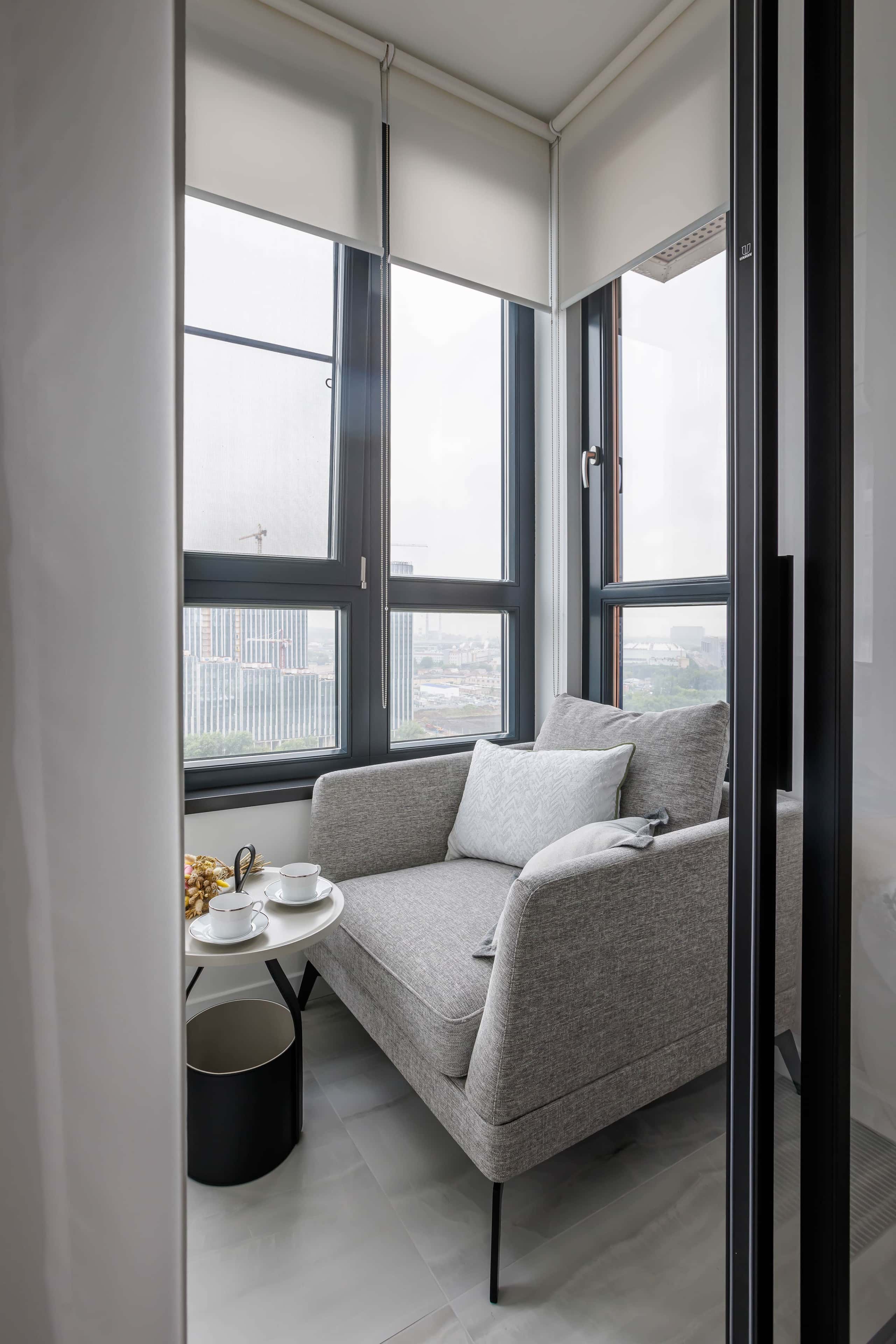 Дизайн дитячої кімнати 2026 з використанням LED-підсвітки та яскравих акцентів