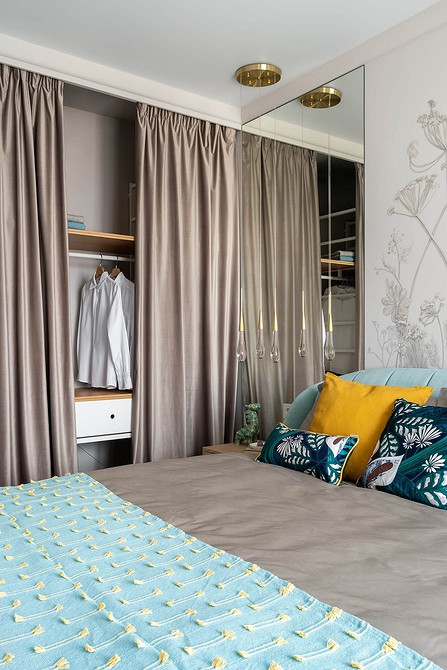 Штори замість дверей Ідея дизайну: штори як заміна дверей у маленькій квартирі, зонування простору.