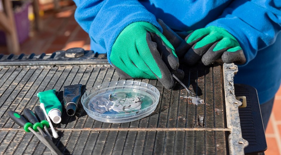 Холодне зварювання: як полагодити улюблені речі швидко та надійно — Холодне зварювання: все про використання