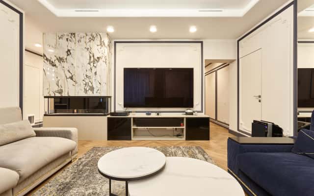 Сучасна ванна Елегантний дизайн ванної кімнати в 4-кімнатній квартирі з сучасною сантехнікою