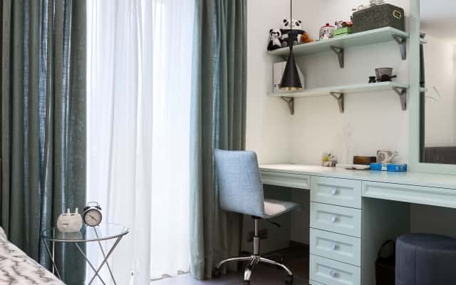 Перепланування квартири Приклад перепланування 4-кімнатної квартири для створення просторої кухні-вітальні