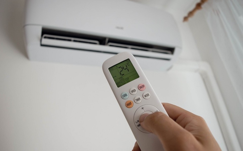 Кондиціонер: шкода для здоров'я? Ризики використання кондиціонерів та зволожувачів: небезпеки для здоров'я в оселі.