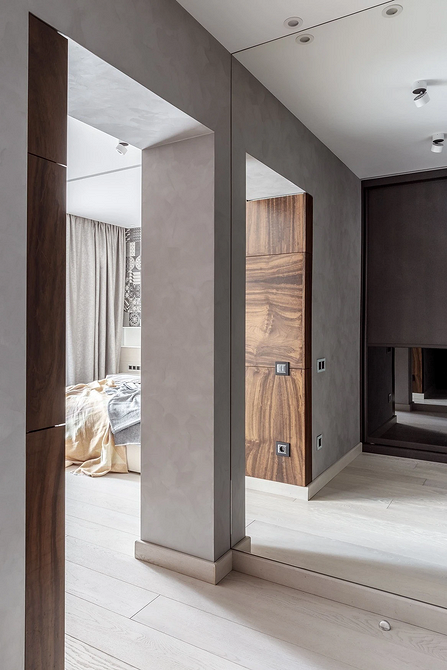 Інтер'єр з плінтусом, що гармоніює з кольором підлоги та стін для єдиного стилю