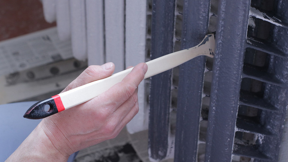 Фарбуємо сталевий радіатор Фарбування сталевих панельних радіаторів: поради щодо вибору фарби та техніки нанесення