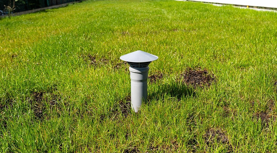 Септик: принцип дії Принцип роботи септика: схема очищення стічних вод в автономній каналізації