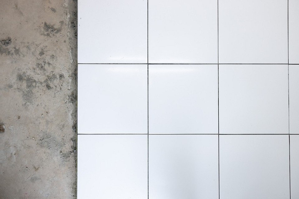 Дизайн 2026 Душовий піддон з плитки 2026: сучасний дизайн та практичність у ванній кімнаті.