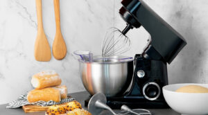 Як вибрати ідеальний міксер 2026: 7 порад для вашої кухні — Як вибрати міксер