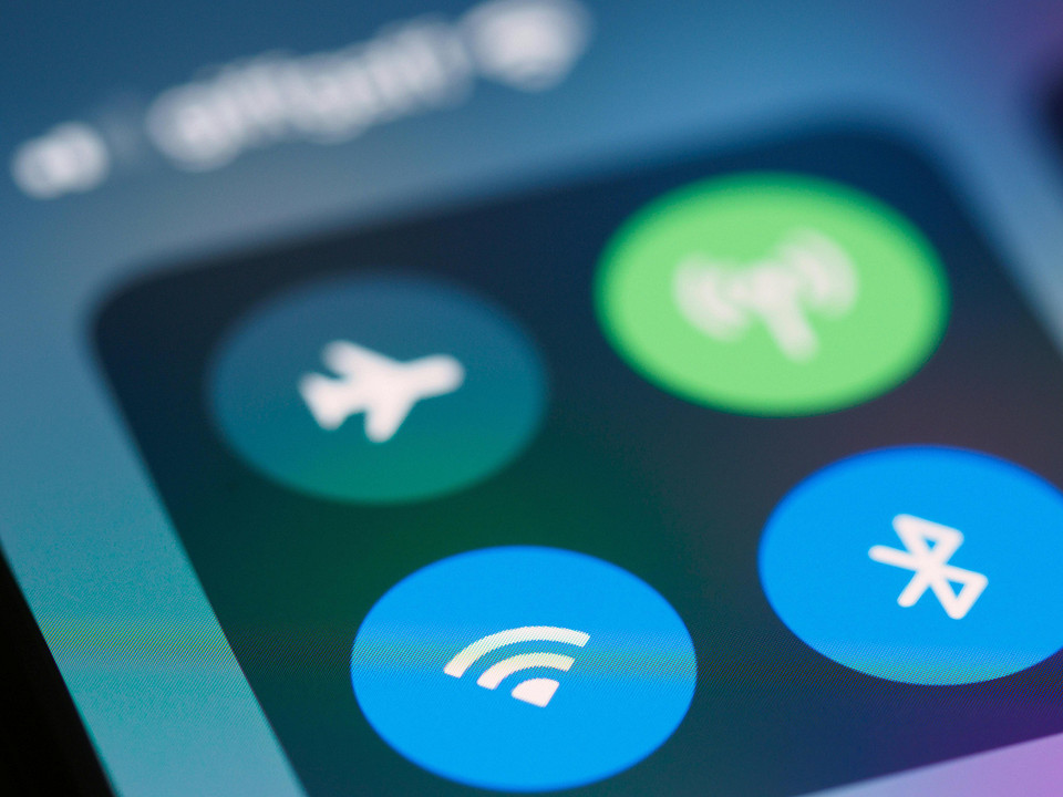 Технічні характеристики роутера Аналіз технічних характеристик роутера: оцінка потужності, швидкості та стійкості до перешкод.