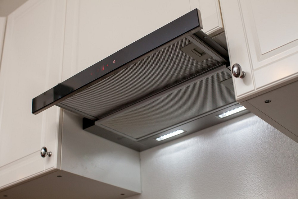 Типи кухонних витяжок Різні типи кухонних витяжок, представлені для порівняння