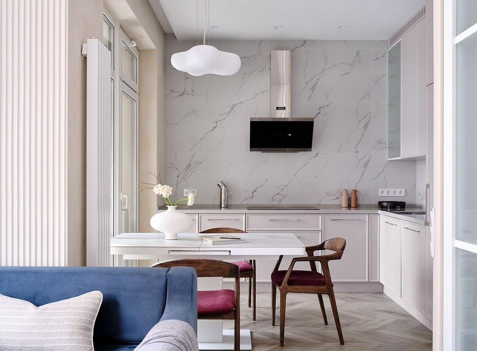 Кухонна витяжка в інтер'єрі Інтер'єр сучасної кухні з вмонтованою кухонною витяжкою