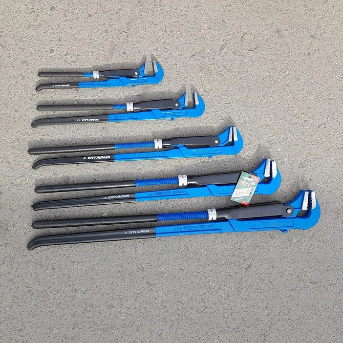 Нагріваємо болт Нагрівання болта для розширення металу та полегшення викручування.