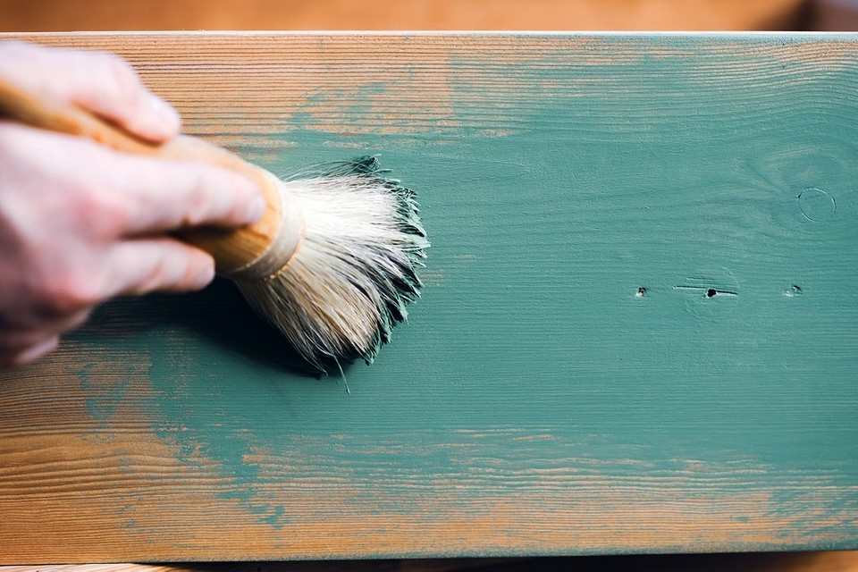 Фарба: водна основа Фарба для дерева на водній основі: екологічність та безпека у 2026.