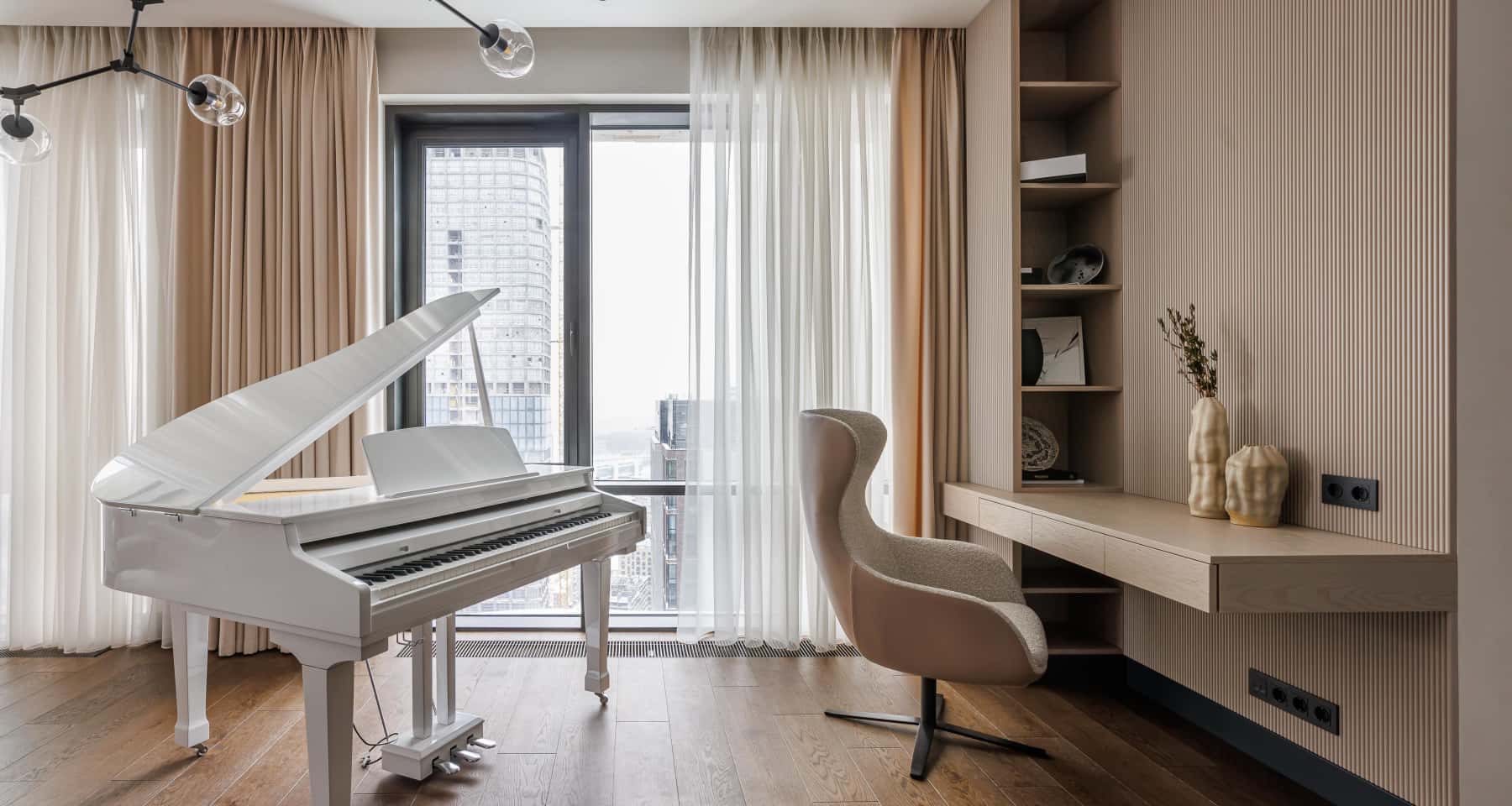 Преміум дизайн квартири Дизайн інтер'єру квартири після преміум ремонту: сучасний стиль, панорамні вікна