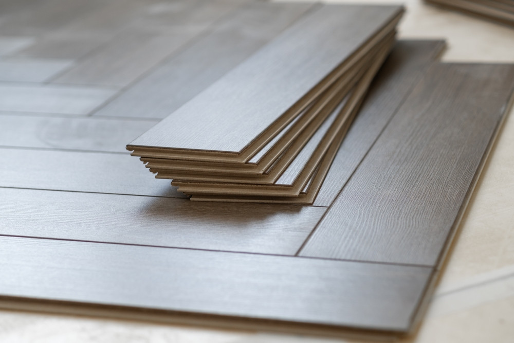 Ідеальна підлога для дому Ідеальна підлога: керамограніт, ламінат, кварцвініл та лінолеум, вибір матеріалів для вашого дому.