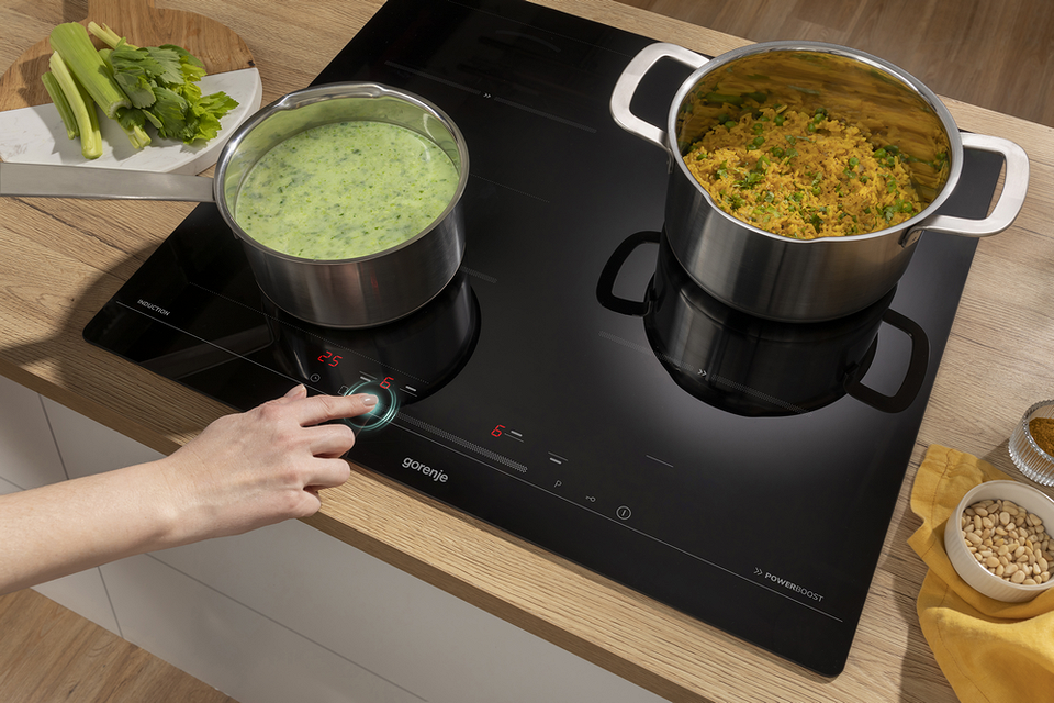 Розумна кухня Елементи розумної кухні 2026: поєднання технологій та сучасного дизайну.