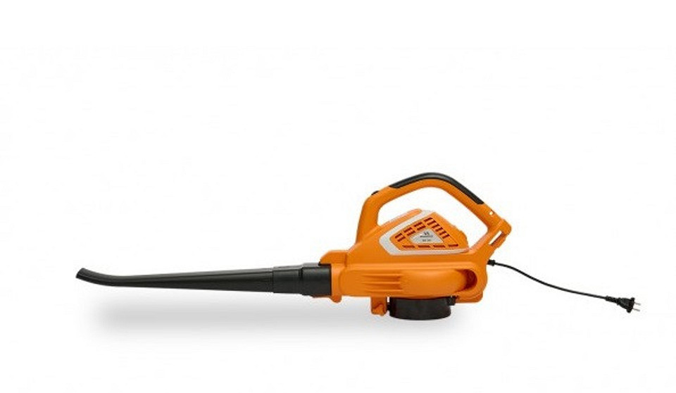 Садовий пилосос-повітродувка для прибирання листя та іншого сміття в саду.