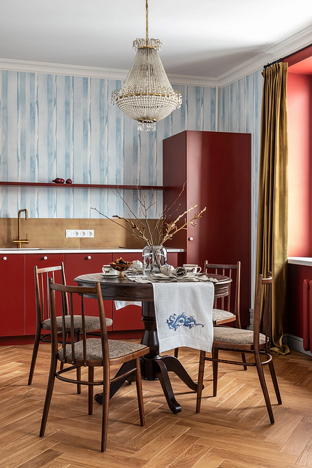 Пастельна ніжність Модні шпалери 2026: ніжні пастельні відтінки в дизайні дитячої кімнати.