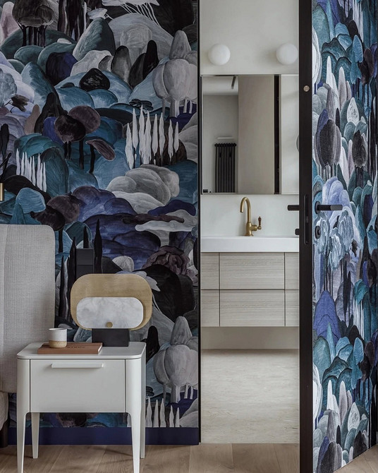 Монохром для простору Монохромні шпалери для маленької квартири візуально збільшують простір у 2026.