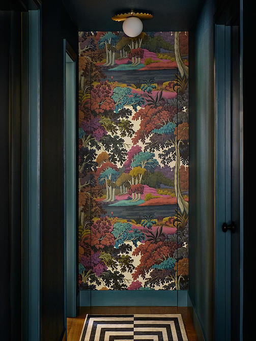 Геометрія в тренді 2026 Модні шпалери 2026 з геометричним принтом: сучасний дизайн інтер'єру з акцентною стіною.