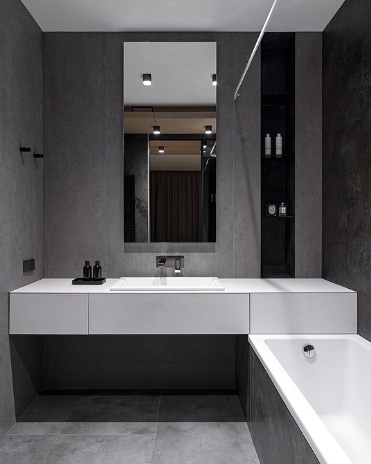 Велика плитка у ванній Приклад використання великоформатної плитки у дизайні ванної кімнати 2026.