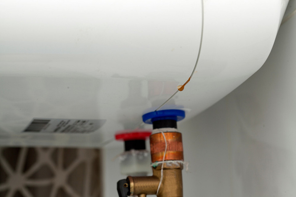 Монтаж бойлера: поради Поради щодо монтажу бойлера: правильне підключення до водопроводу та електромережі