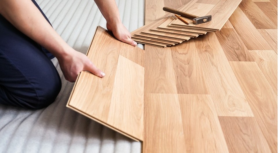 Ідеальна підкладка під ламінат 2026: тиша, тепло, довговічність — Підкладка під ламінат