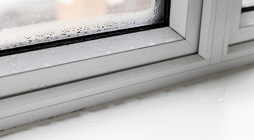 Вологі вікна: що робити? Конденсат на пластикових вікнах: причини високої вологості та поганої вентиляції.