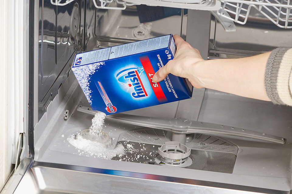 Контейнер для солі Розташування контейнера для солі в посудомийній машині: інструкція з використання