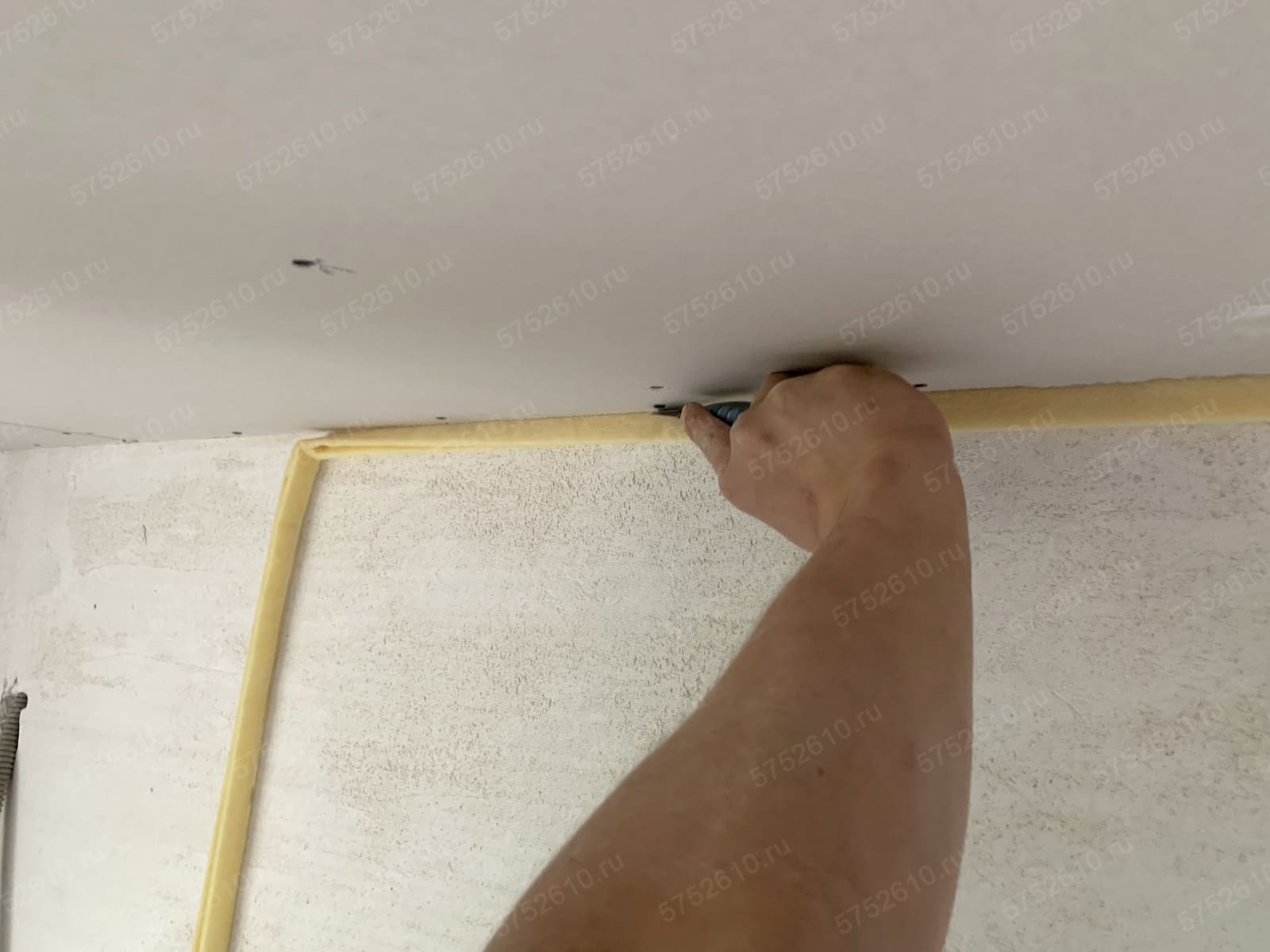 Монтаж каркаса стелі Каркасна звукоізоляція стелі: детальний покроковий монтаж з використанням сучасних кріплень