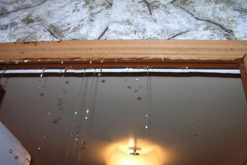 Збитки від затоплення Затоплення: збитки у квартирі та необхідність страхування для покриття компенсації в 2026