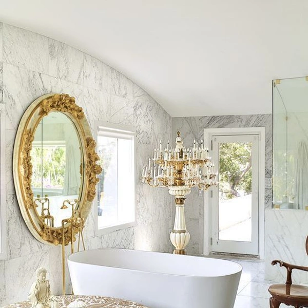 Природний декор ванної Сучасний декор ванної кімнати з використанням натуральних матеріалів та природних кольорів.