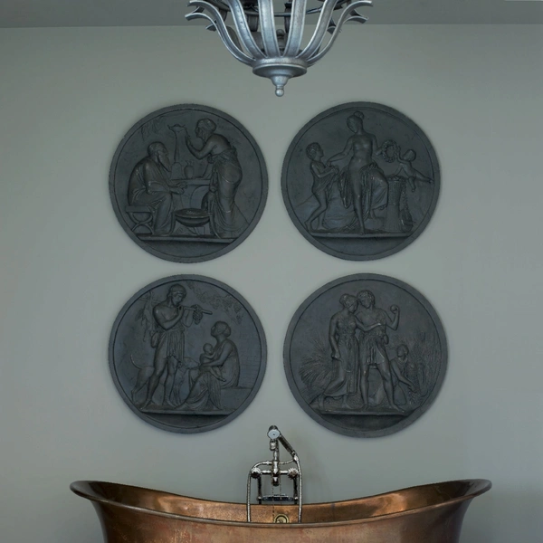 Арт-атмосфера ванної Арт-декор у ванній кімнаті: поєднання сучасності та функціональності для створення спа-атмосфери.