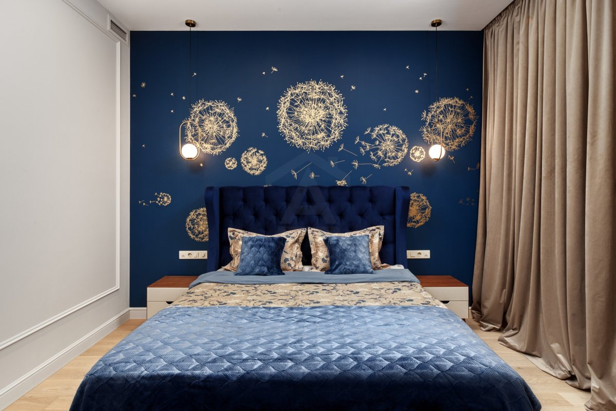 Функціональний мінімалізм Мінімалістичний дизайн спальні 2026 з акцентом на функціональність та природні матеріали.