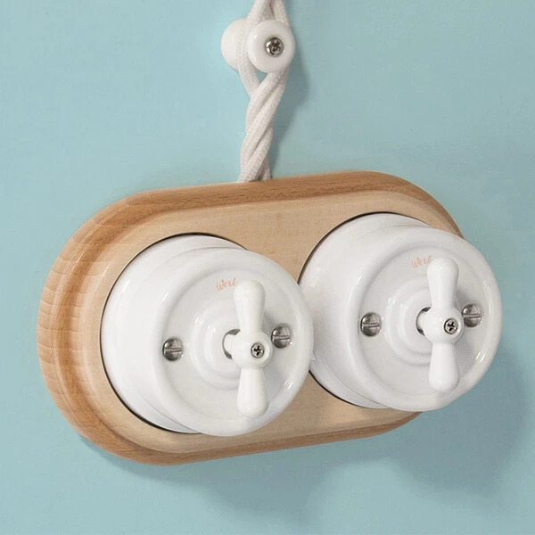 Ретро ванна: геометрія та вінтаж Ванна кімната в ретро стилі з геометричною плиткою та вінтажною сантехнікою