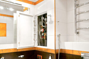 Ревізійні люки 2026: Як зробити ванну красивою та функціональною — Ревізійний люк під плитку