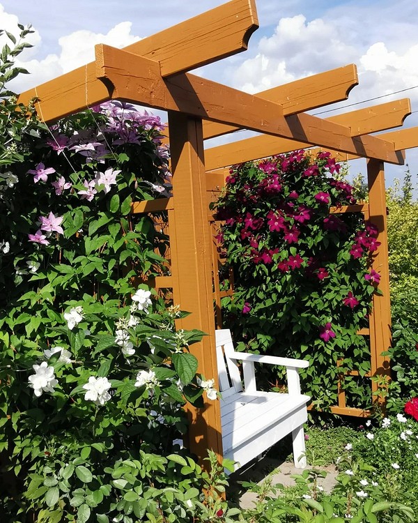 Штори на веранді Садові штори 2026: стильне оформлення веранди з захистом від сонця.